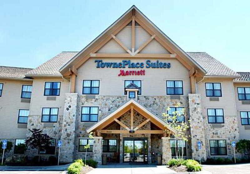 Towneplace Suites By Marriott Kansas City Overland Park Exterior foto